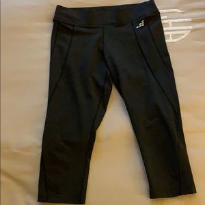 BCG Capri Leggings
